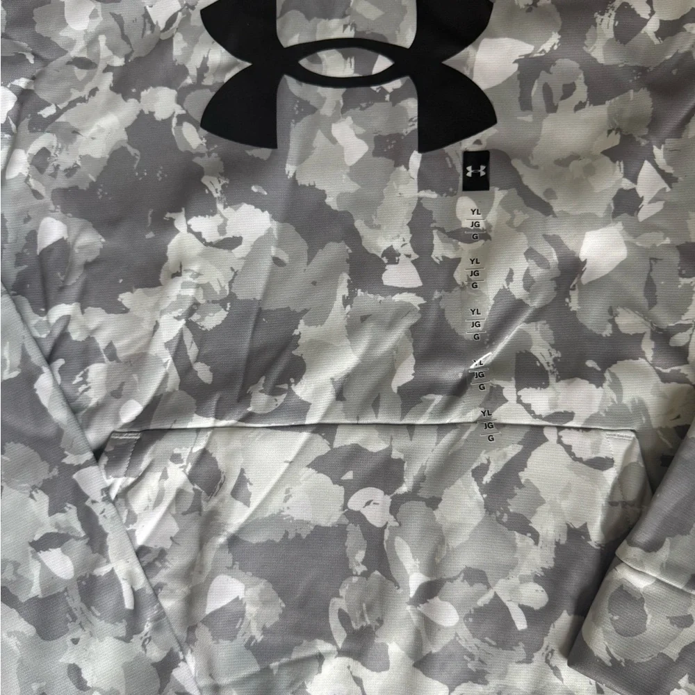 Boys Under Armour White and Gray Camo Hoodie Large - Picture 3 of 4